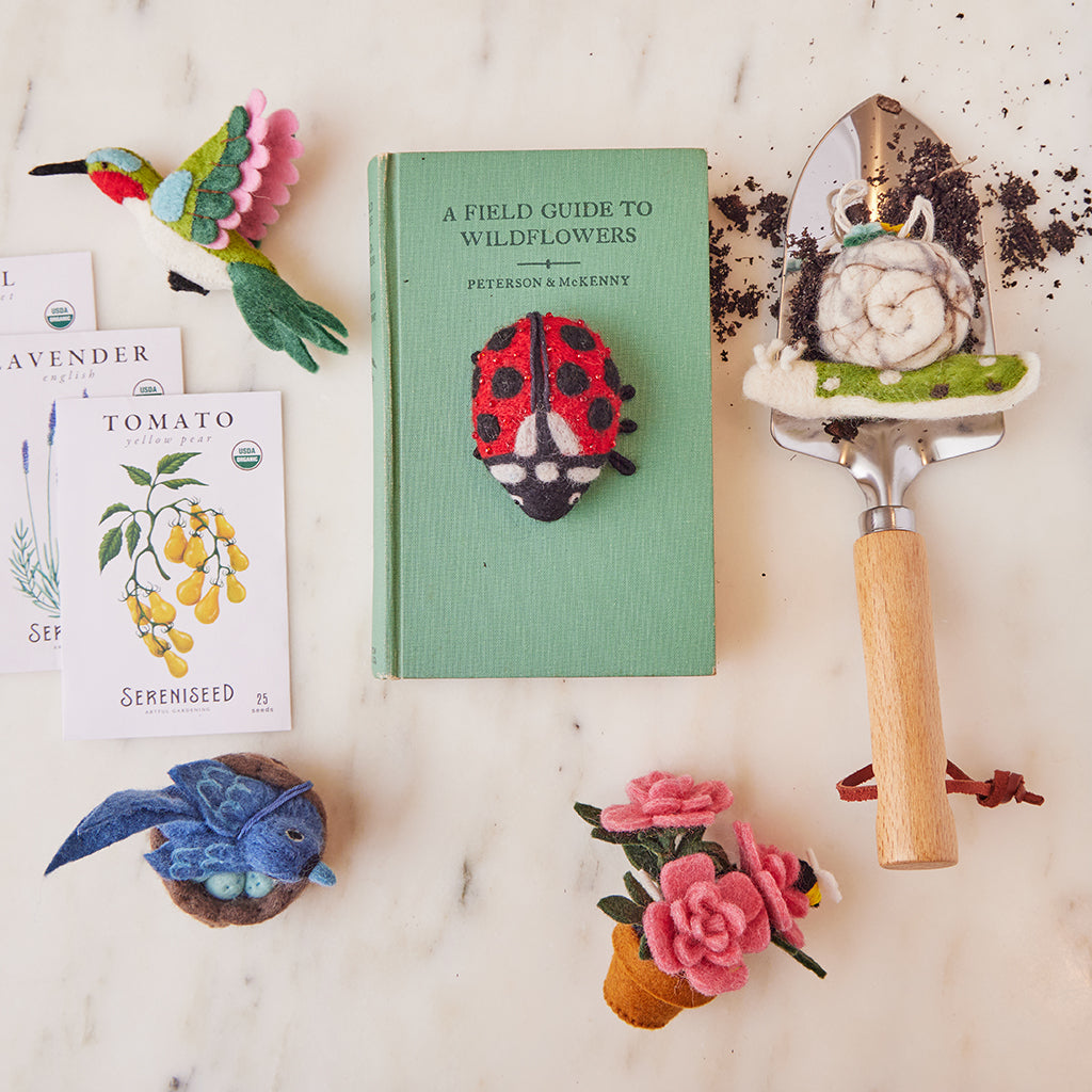 Green Slow Living Snail