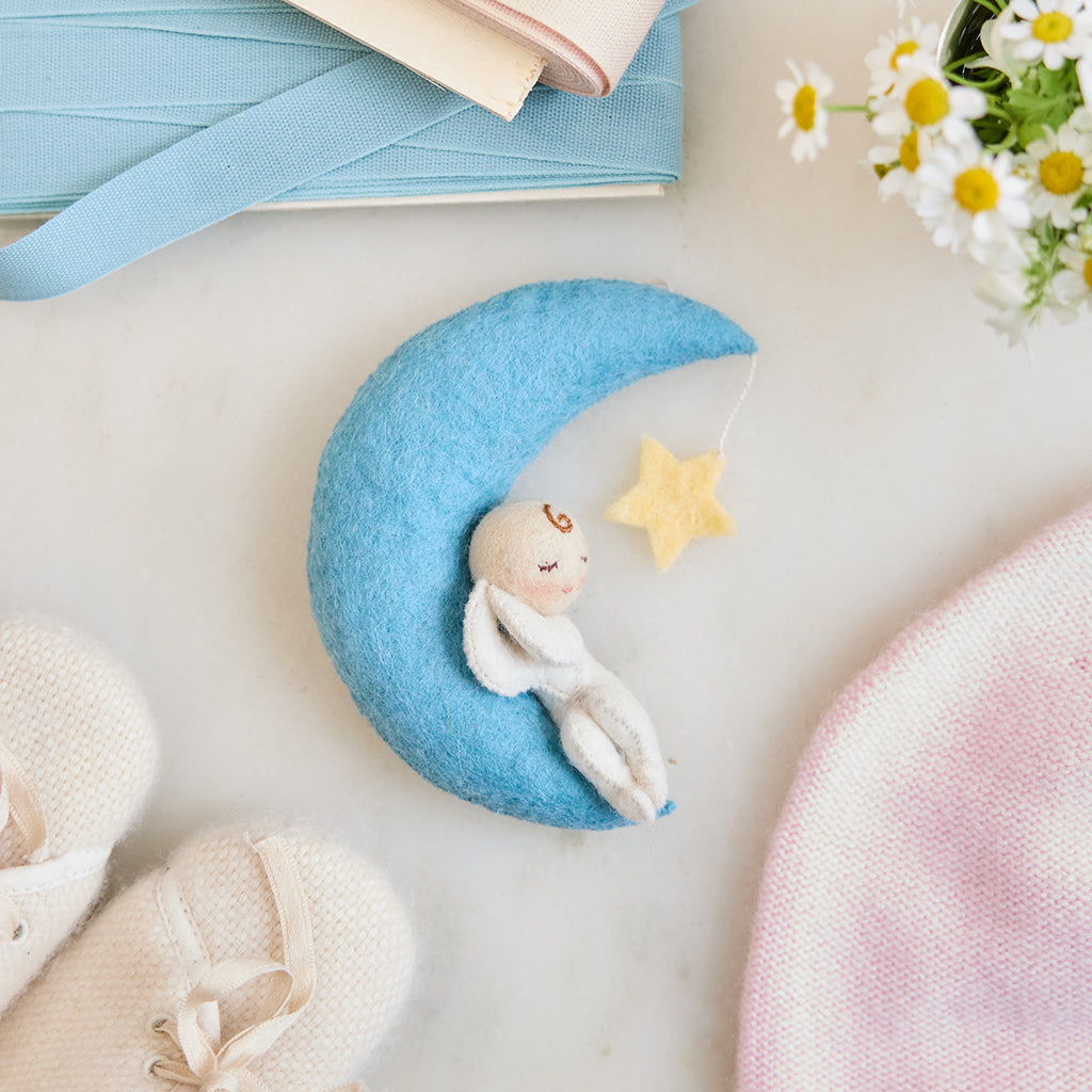 Moon Dreamer Baby Light