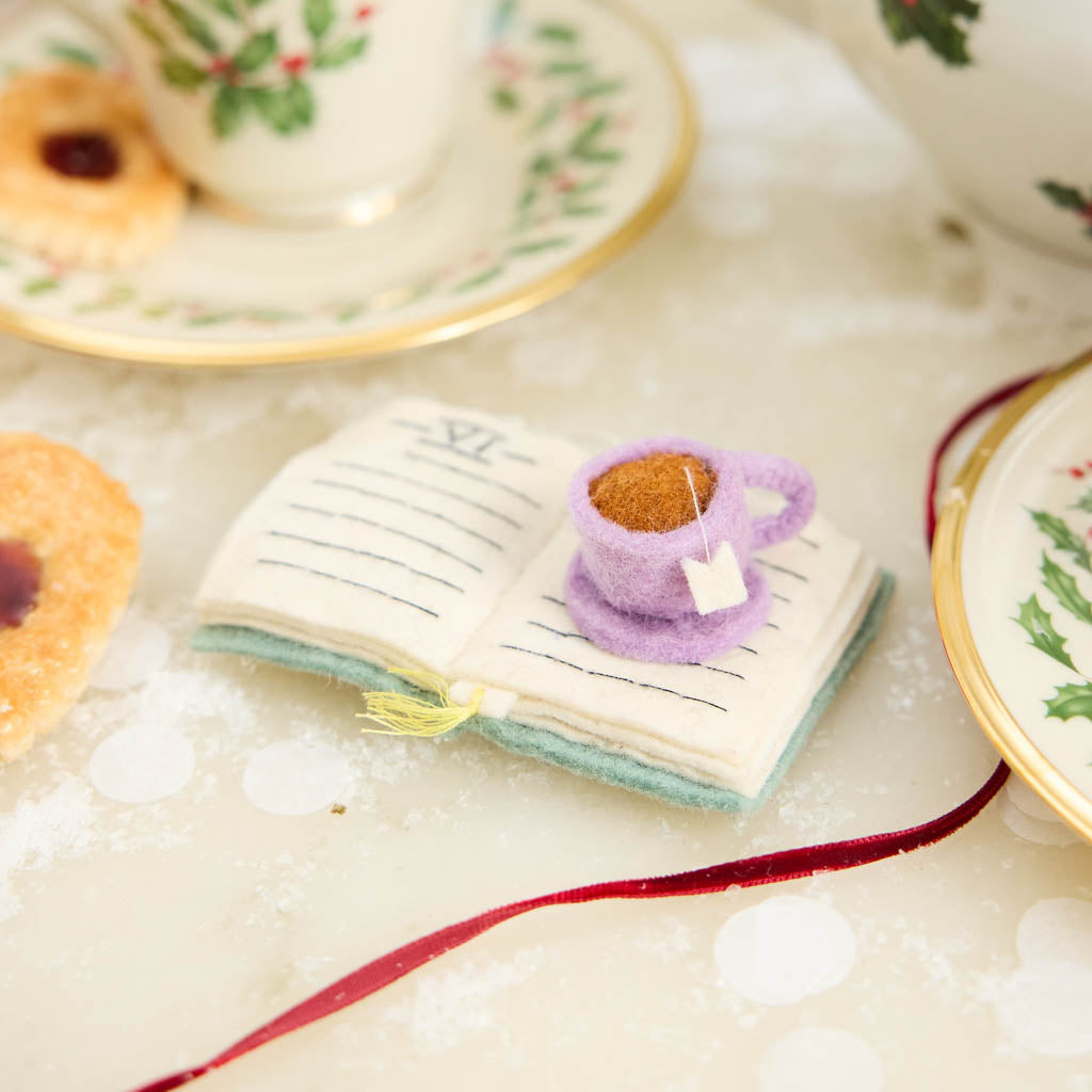 Book Lover's Brew Ornament