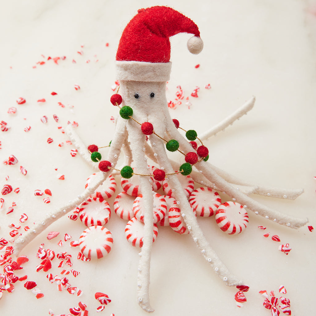 White Santapus with Garland