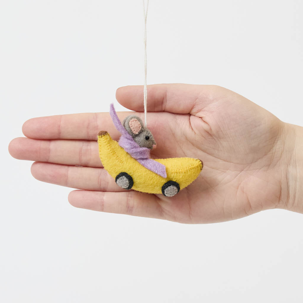 Mouse in Banana Car