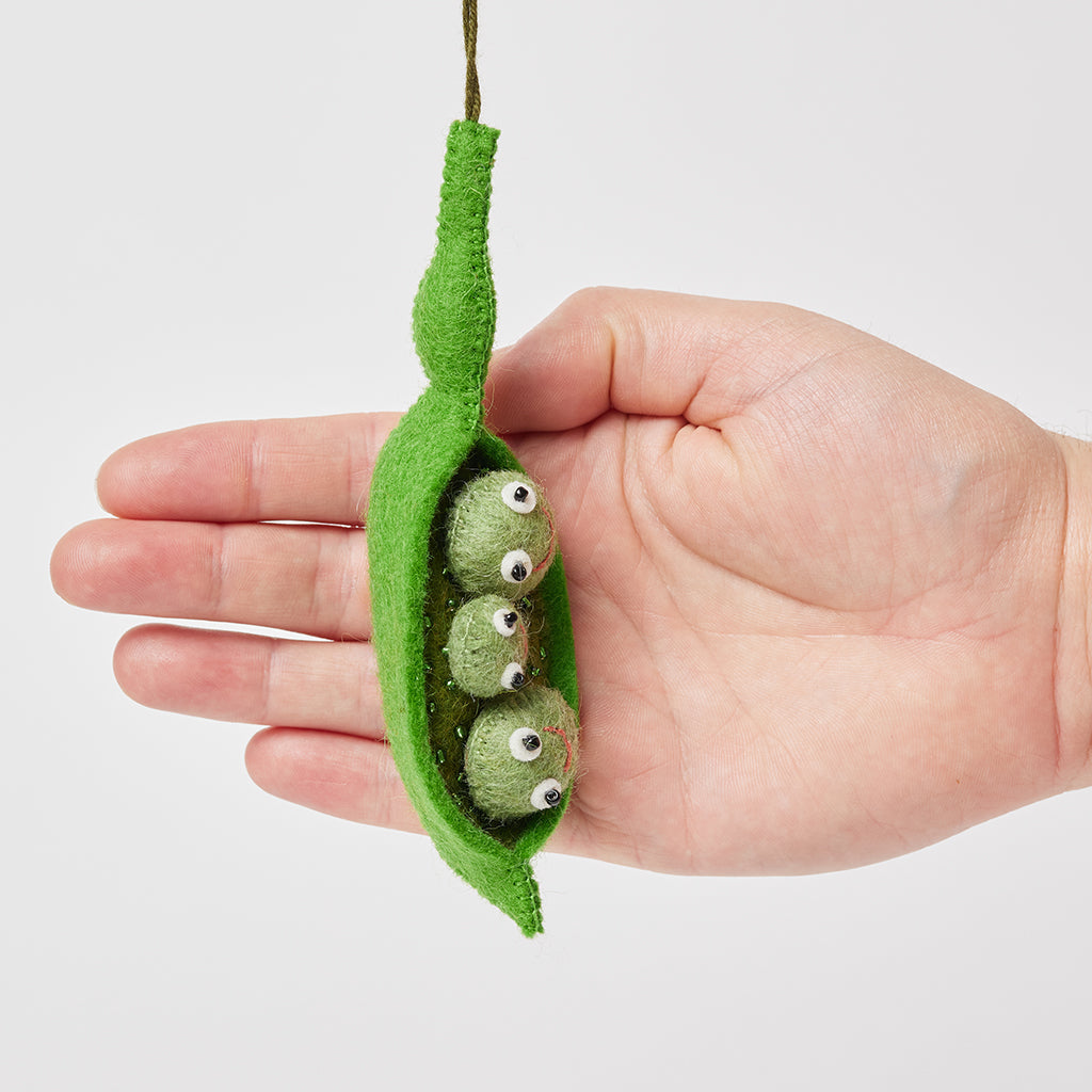 Peas in Pod Ornament