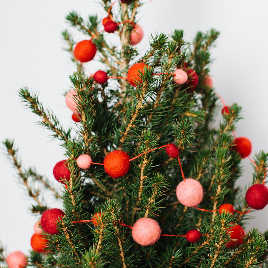 Brights Red Ball Garland